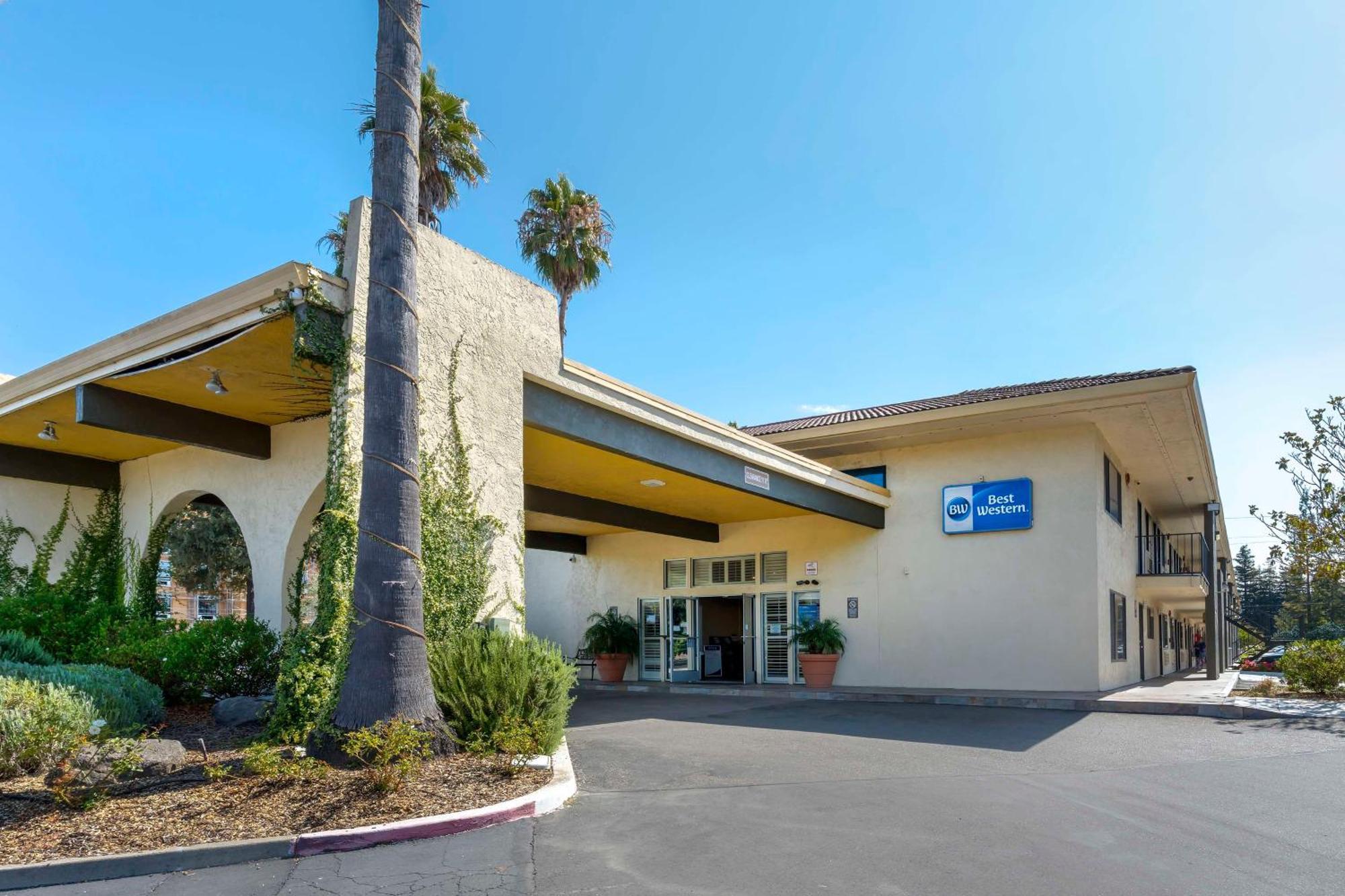 Sonoma Winegrower's Hotel
